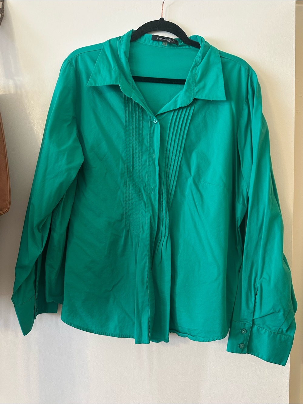 Women’s Emerald Green Button-Front Pintuck Blouse